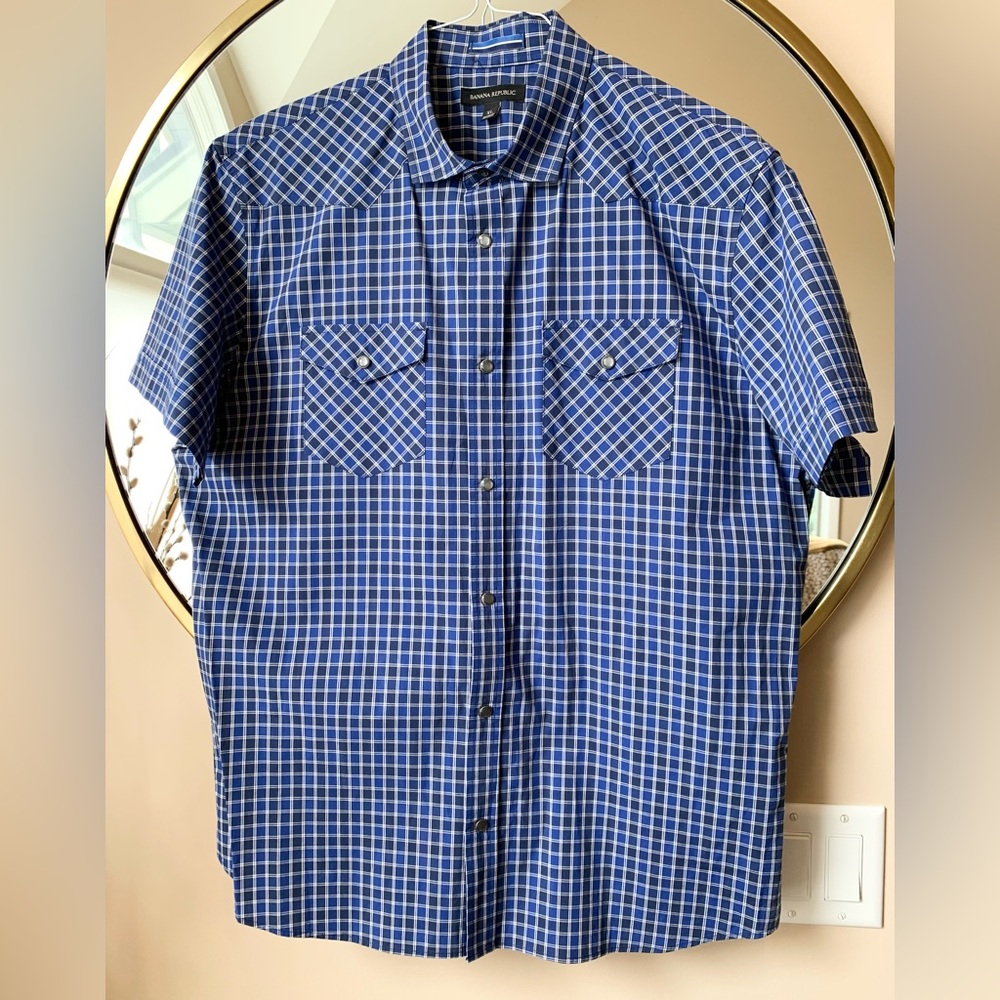 Banana Republic Men’s Button Down Plaid
